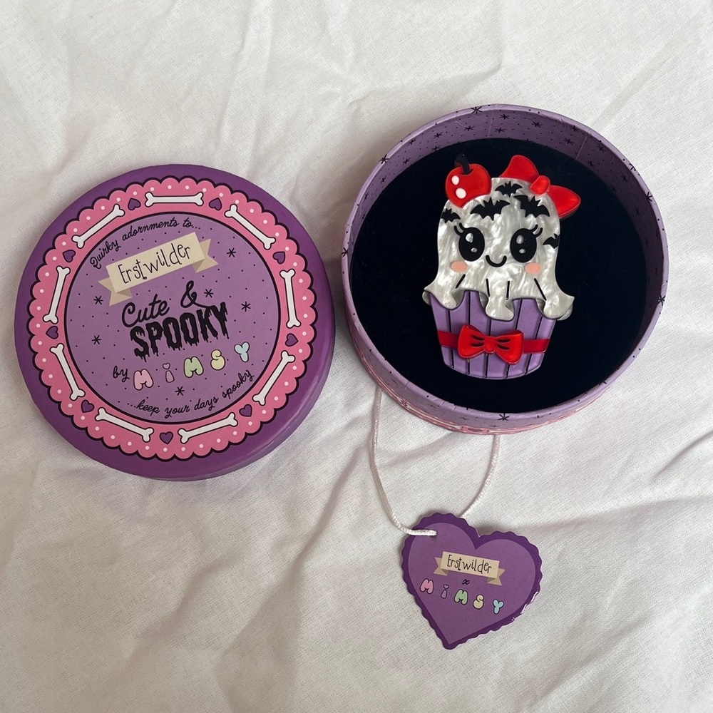 Erstwilder Cute & Spooky Brooch - Silver and Red